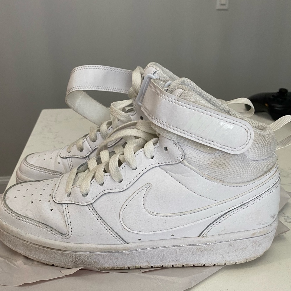 Boys Nike Basketball Sneakers